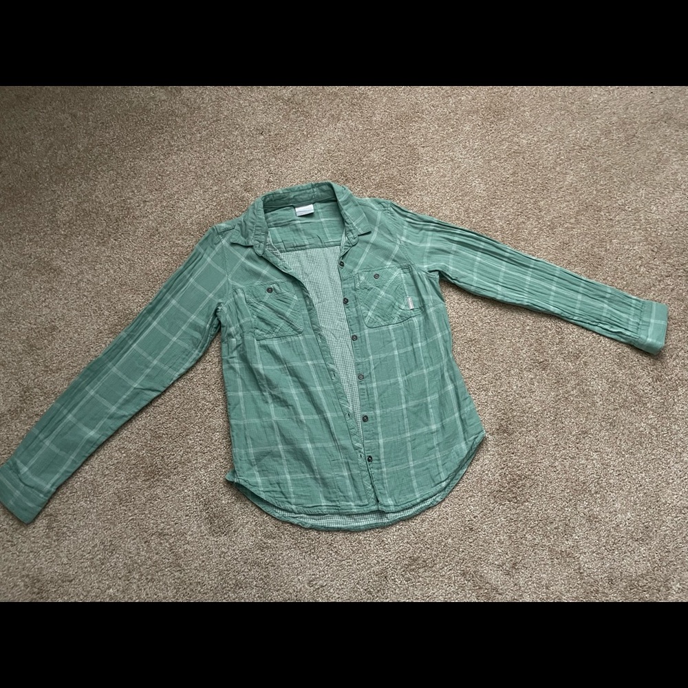 Women’s Columbia Shirt